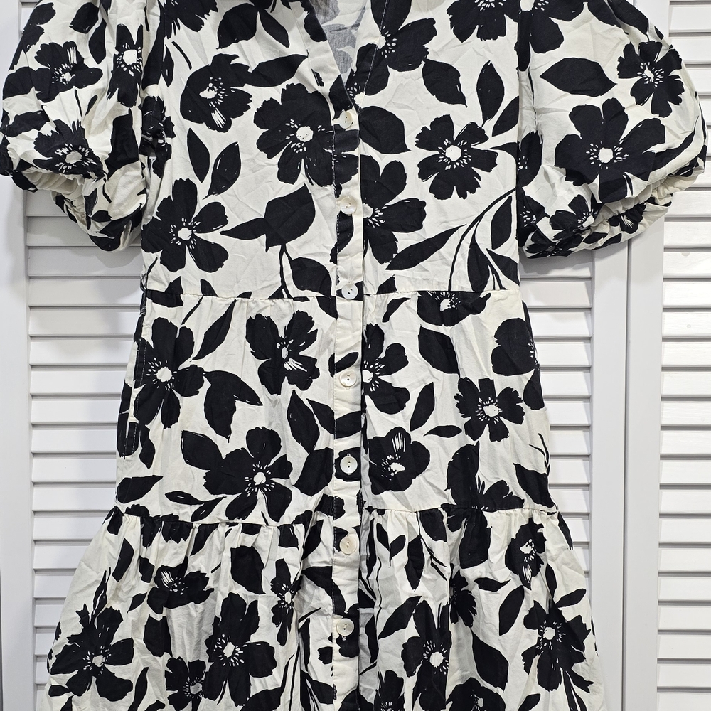 Jessica Simpson Black and White Floral Midi Dress